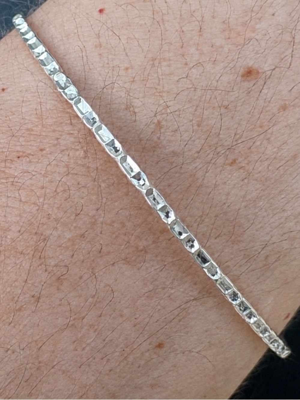 Vintage 925 Sterling Silver Angle Bracelet Thin Bangle 8” round circle patina